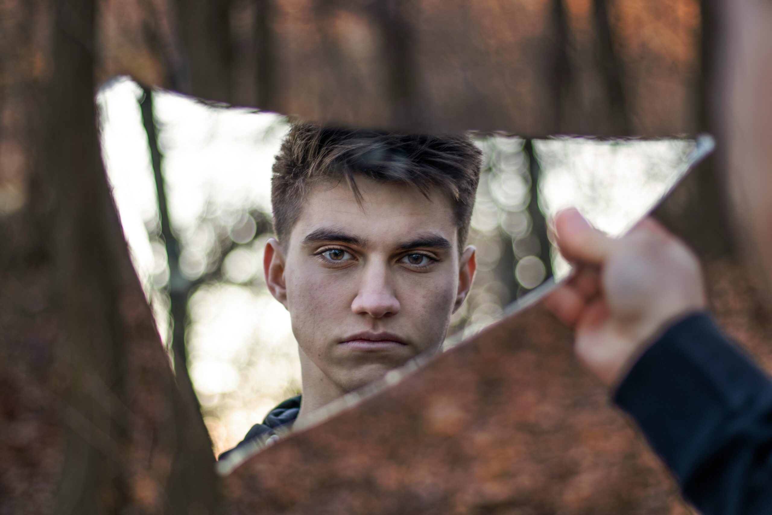L’identification en psychanalyse : miroir de l’inconscient